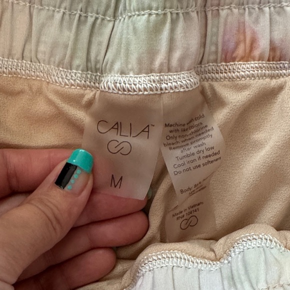 CALIA by Carrie Underwood High Waist Step Up shorts - Picture 8 of 8